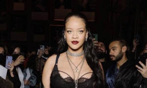 Rihanna u provokativnoj haljini koja prkosi trudničkoj modi