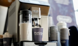 Vrhunski uređaj za kavu na samo jedan dodir priprema više od 50 napitaka