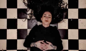 Zadarska umjetnica Soorowah očarat će vas prvim singlom ''Deceiver''